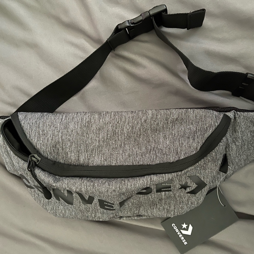 Converse Men’s Sling Pack